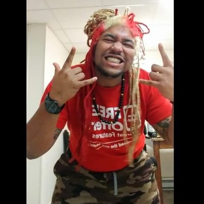Dot on his head. Dot on his leg. Dot on his dick. Dot on his heart. Dot on his bitch. E-Z E-Z!