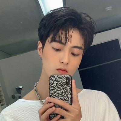 Vq10JH8BocZ59Ij's profile picture. 💕TREASURE💕