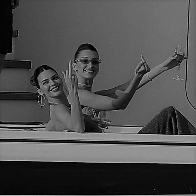 ellakat46053827's profile picture. just here for the tea