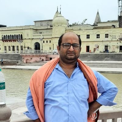 राष्ट्र सर्वोपरि-अंधभक्त हुँ देशद्रोही नहीं
सीने में जूनून और आँखों में देशभक्ति की चमक रखता हूँ,दुश्मन की सांसे थम जायें,बातों में इतनी धमक रखता हूँ।
🚩🇮🇳