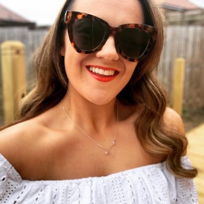 emilyjeanes's profile picture. 27/ traveling round the world a little bit at a time , 🌎🤙🏼