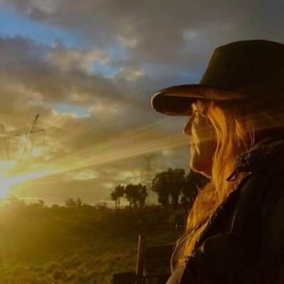 DebContiNi's profile picture. Blessed Mum of 9 living in The Great Southland of the Holy Spirit 🇦🇺