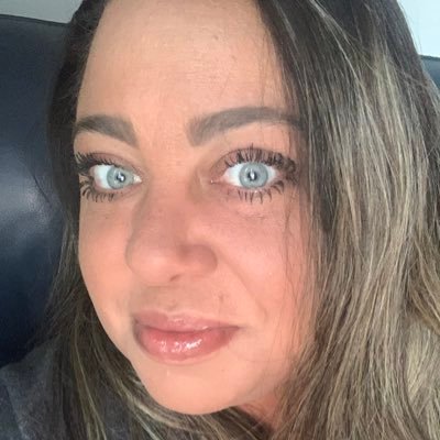 MylaJMayne's profile picture. 