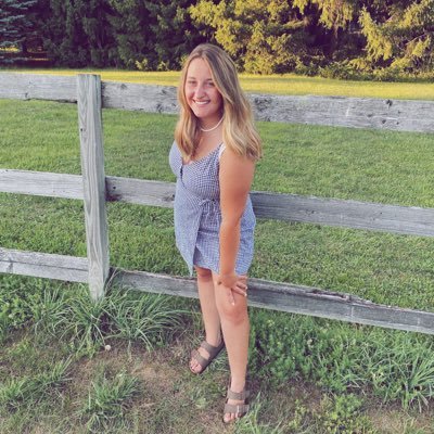 julialacona's profile picture. 