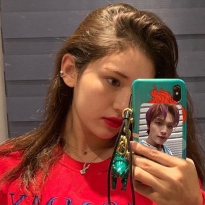 h4esom's profile picture. #SOMI: 37,5 % hitz !