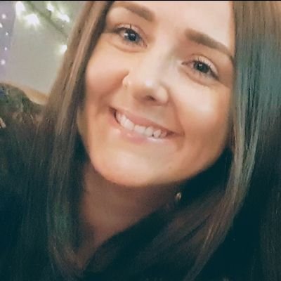 VictoriaMurtag3's profile picture. Works @UHMB