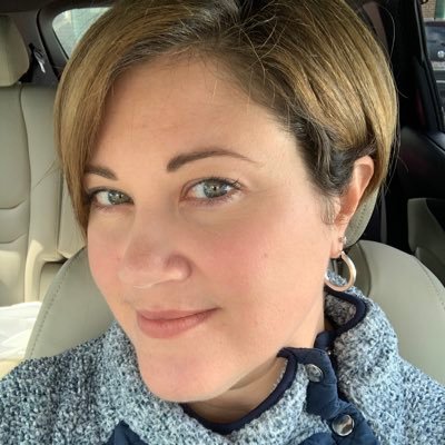 Wife, Mom, English teacher. I love my life. *views represented are my own*