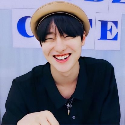 luvrwoodz's profile picture. forever one-it 🦋 filo moodz