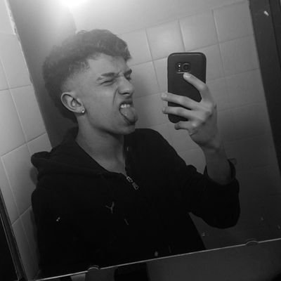 valenmosc1's profile picture. 