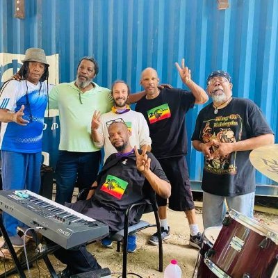 We are a HOT reggae dancehall band the most unforgettable show! booking info 2rawdancehall@gmail.com text:703 899 8327 https://t.co/C6q8era0AR