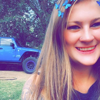 Colorado Jeep girl❤️ Mom to a beautiful baby girl and 2 handsome doggos 💜 engaged to my best friend 💜💜