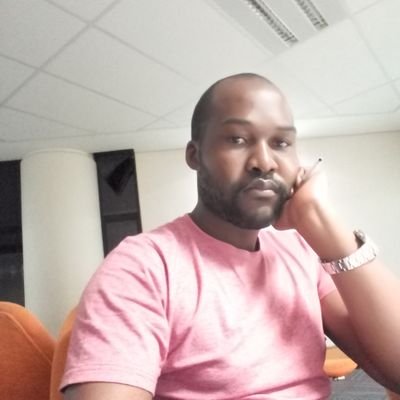 MkhululiDhlami1's profile picture. My thoughts are independent