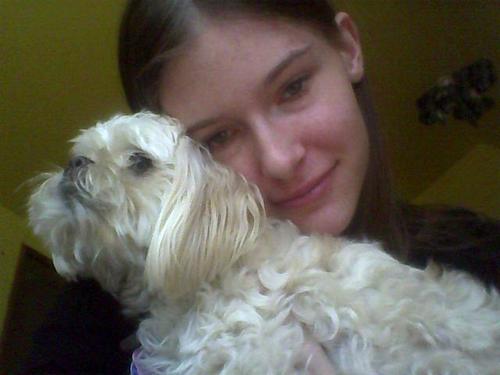 Entitylvr's profile picture. I like muffins and Invader Zim and most anime....I will eat your soul when you're not looking. OH LOOK! WHAT'S THAT?! 8D