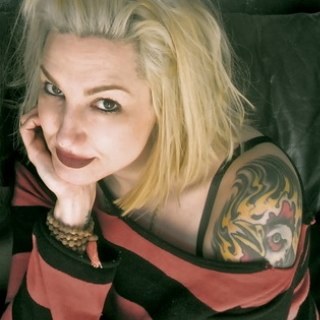 xLynzWay's profile picture. Lynz Way (RP)