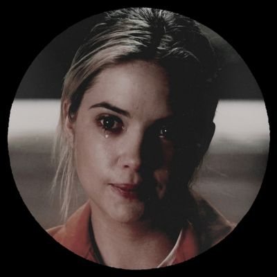 timelessvanity's profile picture. ⠀⠀⠀ surrounded by 𝘀𝗼𝘂𝗻𝗱𝘀 shifting from 𝑠𝑖𝑙𝑒𝑛𝑐𝑒 to
⠀⠀⠀⠀⠀ 𝐬̵𝐨̵𝐧̵𝐠̵ ⠀؛ ⠀something 𝚜𝚊𝚗𝚐 sweetly ─┈ ⠀ ݁ ⠀