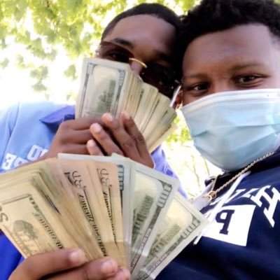 QuayBurt's profile picture. O.B.E 💪🏾 TopGang 🤘🏾Free Lway boyz, Free Burt ,Rip stone, Rip neen💛 🦇#Fuckdaopps🖕🏾🦍