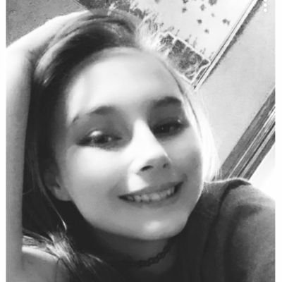 BrandyClevenge2's profile picture. happy and proud 😀✌