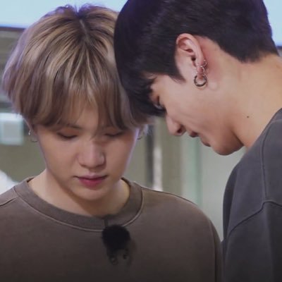 21 | she/her | yoonkook/taegi main 🍭 I