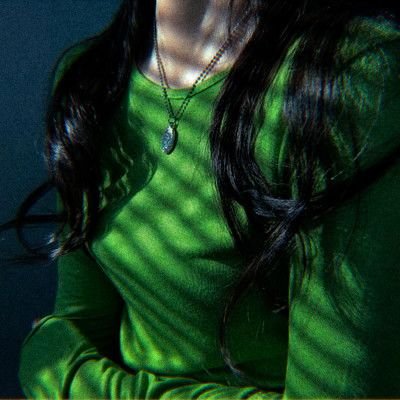 fleurofdusk's profile picture. I always thought the words, 𝗮𝗻𝗱 𝘁𝗵𝗲𝗻, were a prelude to something wonderful. That swift, surprising sensation from nothing to everything.