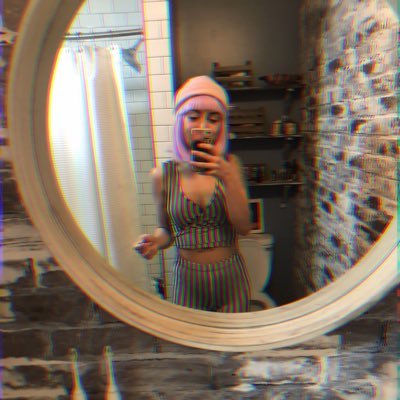 y b moody when u can shake ur booty🔮