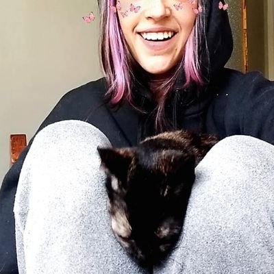 moncatumon's profile picture. 