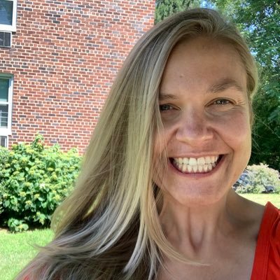 KacKelly's profile picture. Attorney. Figure skating fan! 👩‍⚖️ 📚 ⛸