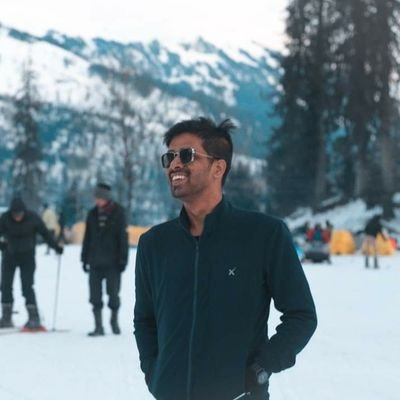 #SocialMarketer|#Techlover|#Entrepreneur| Advocate|
#Helpinghand|#Foodie|#CricketLover|Jai Shree Ram 🕉️🚩| Journalist|