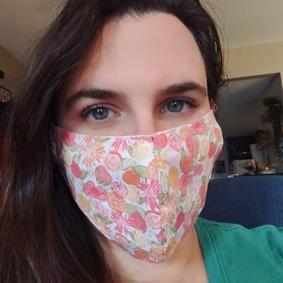 Theatrical Lighting Guru, Painter, Crafter, Candle maker, Geek mom, and host of @thenextsession
