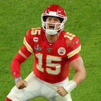 Show Me The Money (@brownchieffan) Twitter profile photo