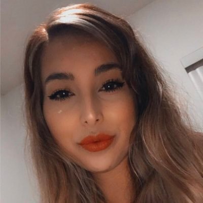 adymtz33's profile picture. 