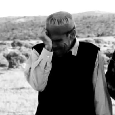 m_saleh_m96's profile picture. هذه الروح التي تتأرجح بين ذنب واستقامة ليست مثالية ولكنها تحبك يا اللّٰه