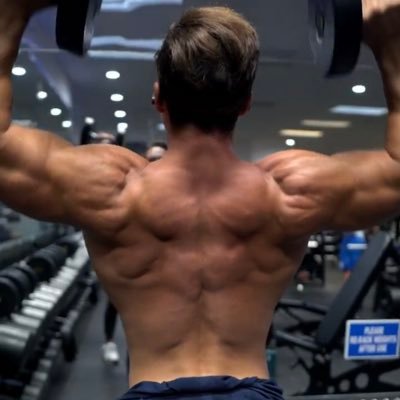 OSAKA888's profile picture. 資産と筋肉を肥大させ、アートな人生を。