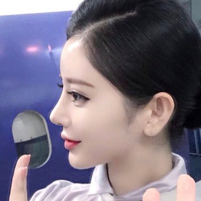 美容/整形💕死ぬまで綺麗でいたい👼無言フォローすみません🧚♂️ 済→二重切開/顔脂肪吸引/クマ取り/目頭切開/タレ目形成/顔全体脂肪注入/涙袋形成/脂肪豊胸/歯科矯正/ハイフ/ボトックス/糸リフト。興味→豊胸/貴族