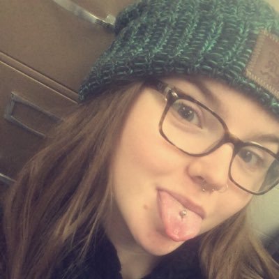 caressalouise's profile picture. UMN ‘21 Psychology & Public Health $tudent