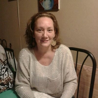 SemperMiror's profile picture. Vivo un día a la vez...
Leo todo lo que está a mi alcance y lo que no también !!!
Siempre espero lo mejor, inclusive si peco de idiota u odiosa ( :