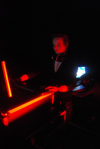 DJ
