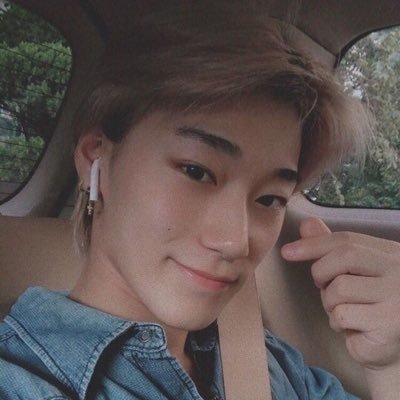 _raccoo_n's profile picture. ~당신은 나의 행복감 ~ love yourself first ~ lgbt ~ one direction~ bts ~ ateez ~ marvel ~ dc ~ ANIME ~ пия пилюбпилю питепибя~
