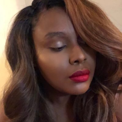 IamLatifah's profile picture. 🇺🇸 Misunderstood, Awkward, introvert 🇺🇸 #ADOS