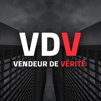 Passionné d'Immobilier , Investisseur et Youtubeur offrant des Formations Complètes et Gratuites et démontrant les dérives et abus des formations payantes ..