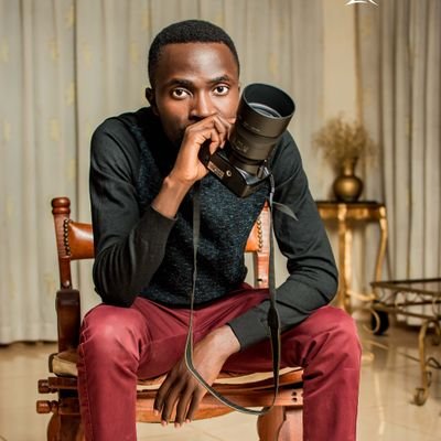 Entrepreneur | Photographer @alpha_mw | Environmental Scientist(Polytechnic) | Public Speaker | Graphic designer.
I work Hard👊🏾