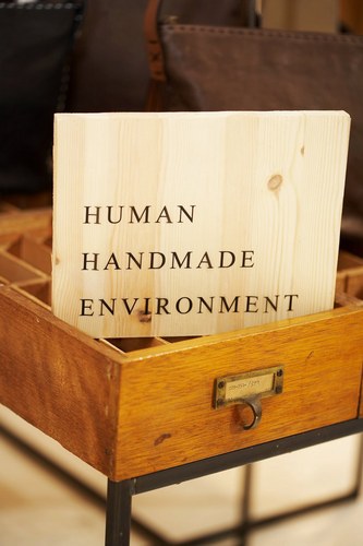 little_farmers's profile picture. 환경을 생각하고, 환경을 위한 소비를 만드는 에코 라이프 스타일 숍, 리틀파머스(little farmers) by 어린농부x쌈지농부x가치를 공유하는 파트너 -페이스북 페이지 /littlefarmers