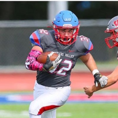 Joeymccabe_32's profile picture. Thiel college ‘25 Football #32