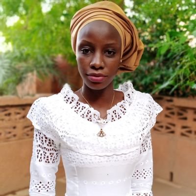 HaouaMaikano's profile picture. Help others even when you know they can't help you back🤗