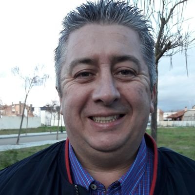 luisvalleb's profile picture. 