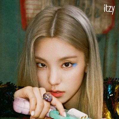 All In Us! ITZY ❤ MIDZY  [봇] ITZY의 황예지 - @ITZYofficial & @ITZYoffical