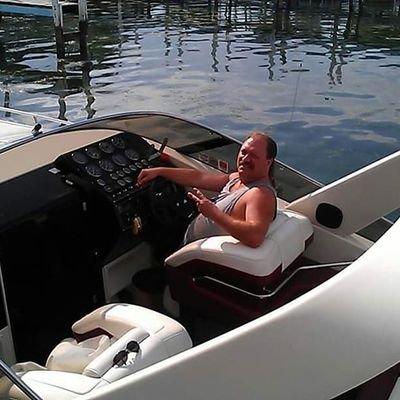 michaelwatson73's profile picture. I love Asian people.