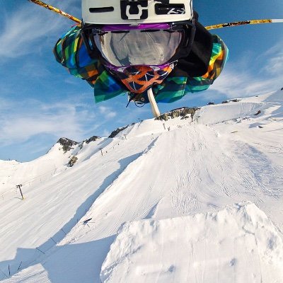 EricChe51168331's profile picture. 帅气金融界专业人士男S寻找熟女，熟女女奴，女M, 付高额高端差旅费$$$，有缘私信联系