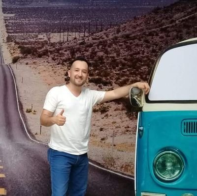 ElquinRolandoC's profile picture. Creo en Jesús, no en la religión.