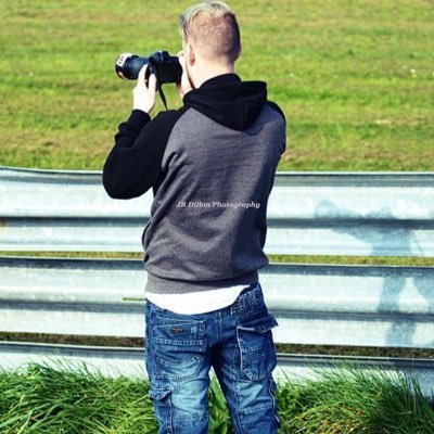 Freelance motorsport photographer