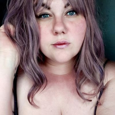 thefatprincessz's profile picture. Fat and unashamed 🦄
Geeky gamer 🎮
Lover of humanity and diversity 🌈

IG is @cherrythecheesecake